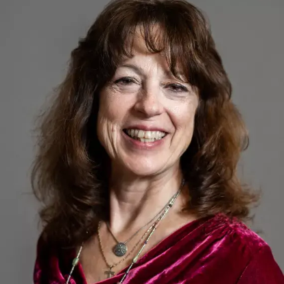 Podstawowe_zdjęcie_BIO_Mary_3