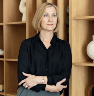 gabor_mate_compassionate_inquiry_workshop_woman_3